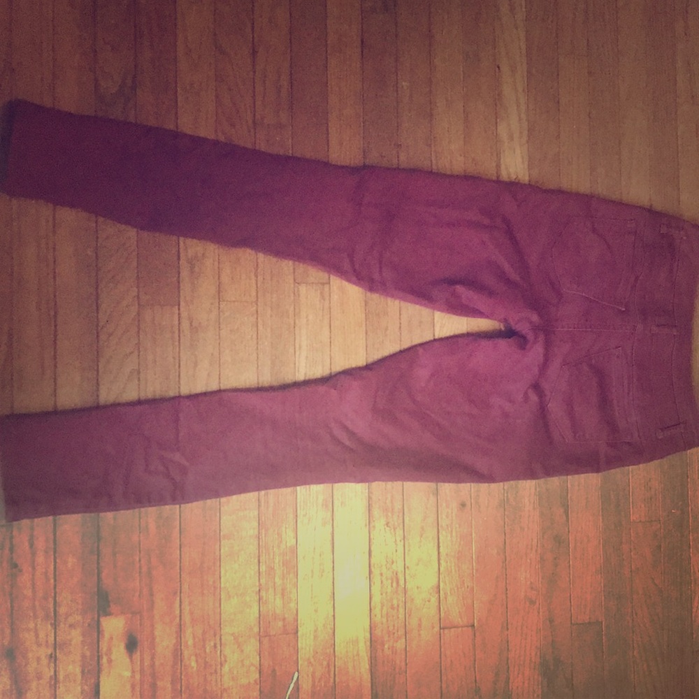 Maroon highwasted pants